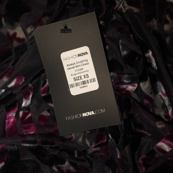 NWT Fashion Nova velvet mini dress - Picture 5 of 5